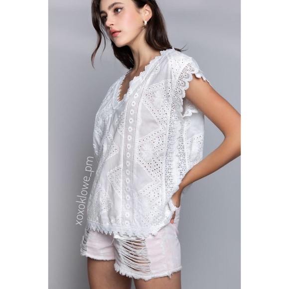 POL White Cotton V Neck Short Sleeve Embroidered Eyelet Lace Trimmed Top - Picture 7 of 9
